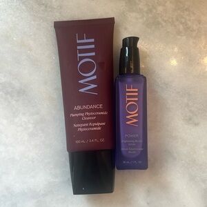 MOTIF SKINCARE Cleanser and Brightening Serum